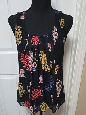 NY & Co Floral Pleated Black Sleeveless Tank Top - Multi-Color Size XS